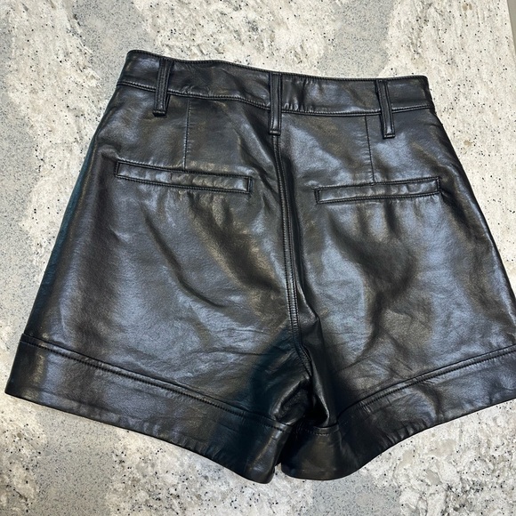 Agolde Recycled Leather Short Size 25 - Picture 8 of 9